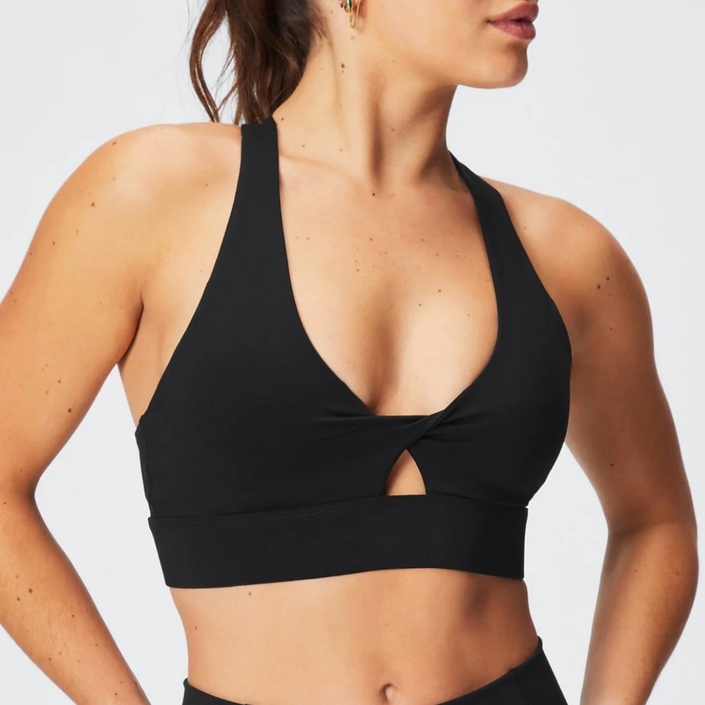 Fabletics Oasis Twist Medium impact sports Bra NWT*
